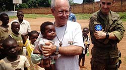 Photo de l'article -RPUBLIQUE CENTRAFRICAINE  QUELQUE 500 RFUGIS DEMEURENT DANS LA PAROISSE SALSIENNE DE GALABADJA