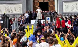 Photo for the article -ITALY - POPE FRANCIS AT THE BASILICA OF MARY HELP OF CHRISTIANS