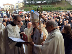 Photo for the article -ITALY - OPENING THE HOLY DOOR AT MORNESE