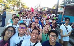 Photo for the article -PHILIPPINES  EUCHARIST AND FAMILY AT THE CLOSING OF THE INTERNATIONAL EUCHARISTIC CONGRESS