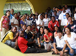 Photo for the article -PAPUA NEW GUINEA  TRAINING FOR THE DIGITAL AGE