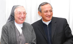 Photo for the article -RMG  GREETINGS TO MOTHER REUNGOAT, INTERPRETER OF THE SALESIAN CHARISM
