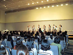 Photo for the article -JAPAN  THE LITTLE CHOIR OF THE SISTERS OF CHARITY OF JESUS