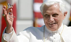 Photo for the article -RMG  THE RECTOR MAJOR TO THE SALESIAN FAMILY: BENEDICT XVI A HUMBLE AND FREE INDIVIDUAL